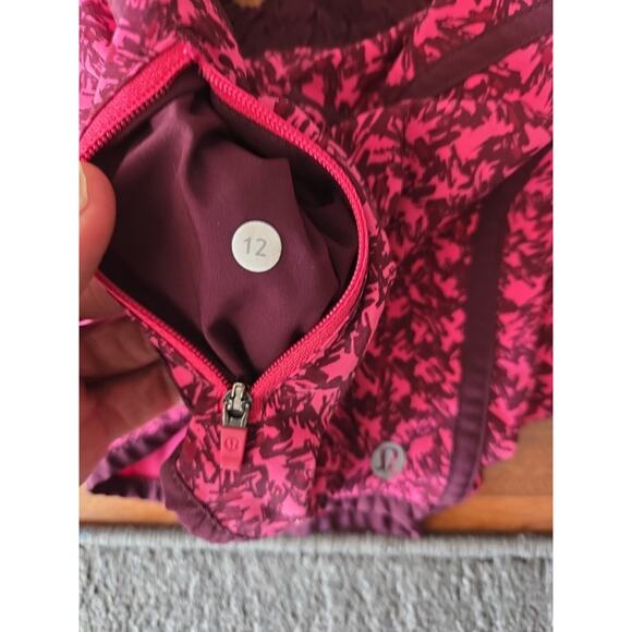 Lululemon Pink Print Tracker Shorts Lined 4” Workout Women's Shorts Size 12 - Picture 4 of 4